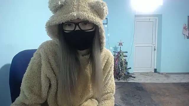 elllaaxx online show from 01.26.25