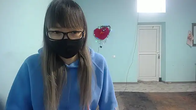 elllaaxx online show from 02.13.25