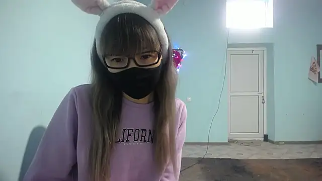 elllaaxx online show from 02.14.25