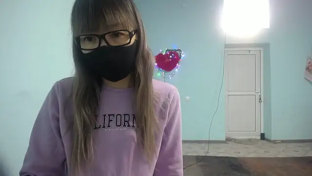 elllaaxx online show from 02.15.25