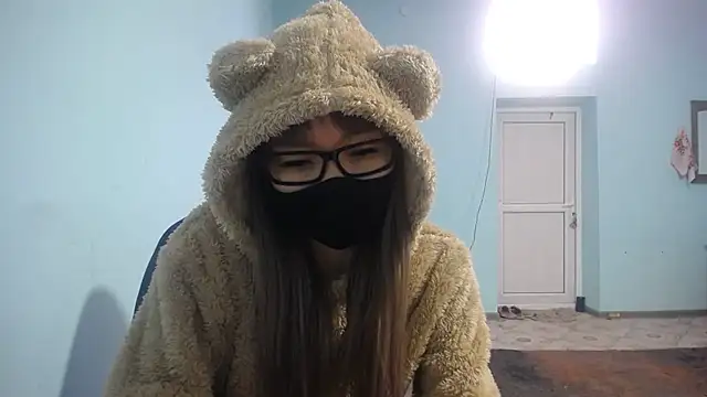 elllaaxx online show from 03.01.25