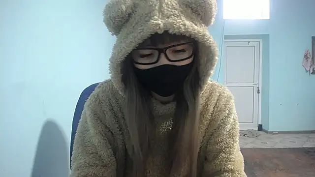 elllaaxx online show from 03.03.25