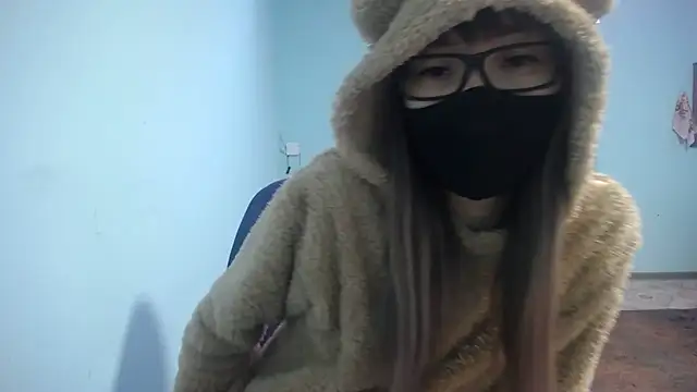 elllaaxx online show from 03.04.25