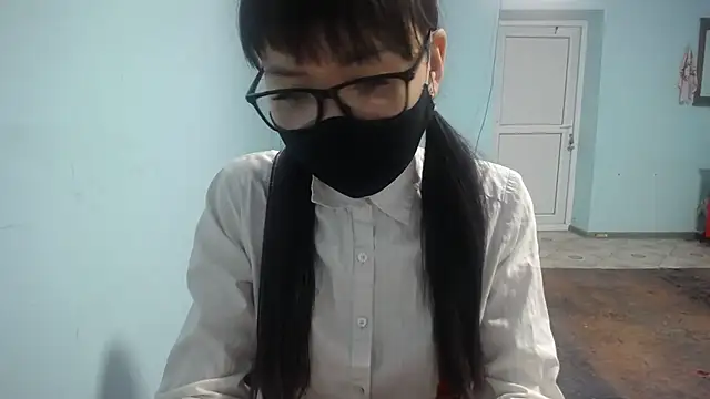 Snapshot of elllaaxx chatting on 02.05.26 elllaaxx online show from 02.05.26