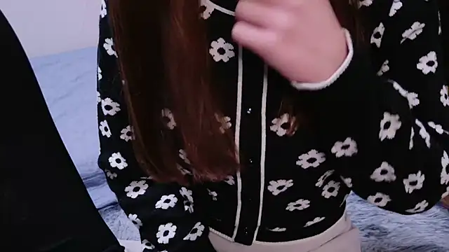 Snapshot of Musabetsu-Ikaseya chatting on 02.11.25 Musabetsu-Ikaseya online show from 02.11.25