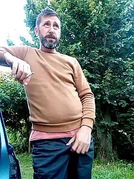 Snapshot of BZHsex chatting on 09.28.25 BZHsex online show from 09.28.25