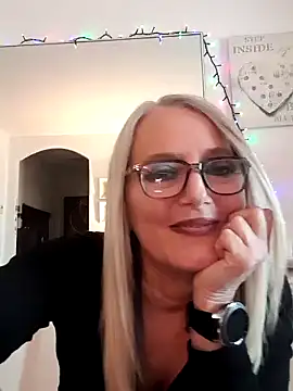 kikkastar online show from 12.16.24