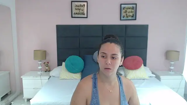 Snapshot of MadisonJenner chatting on 01.09.25 MadisonJenner online show from 01.09.25