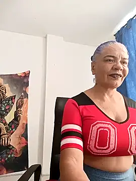 Snapshot of freyadevil333 chatting on 02.12.25 freyadevil333 online show from 02.12.25