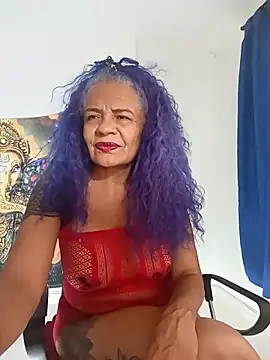 Snapshot of freyadevil333 chatting on 02.16.25 freyadevil333 online show from 02.16.25