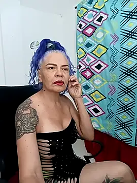 Snapshot of freyadevil333 chatting on 10.25.25 freyadevil333 online show from 10.25.25