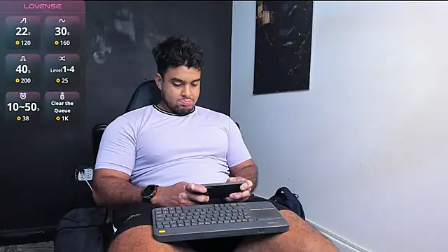 Big furry bear13 online show from 02.17.26