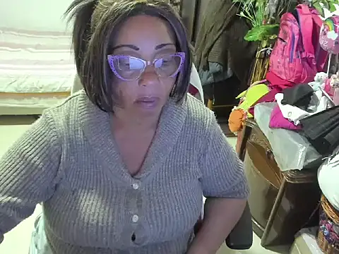 Mrs mommy  online show from 03.07.25