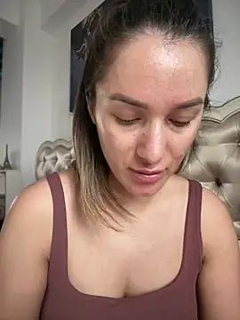 Snapshot of HotXMom chatting on 06.15.26 HotXMom online show from 06.15.26