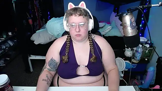 FatVeronica online show from 02.12.25