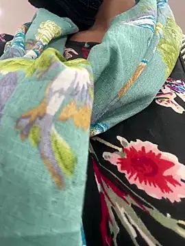Snapshot of Ishikarana chatting on 05.23.26 Ishikarana online show from 05.23.26