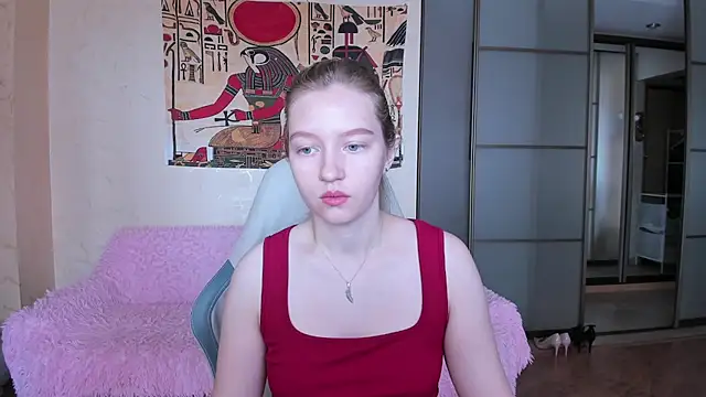 Snapshot of Ksuhesa chatting on 07.18.26 Ksuhesa online show from 07.18.26
