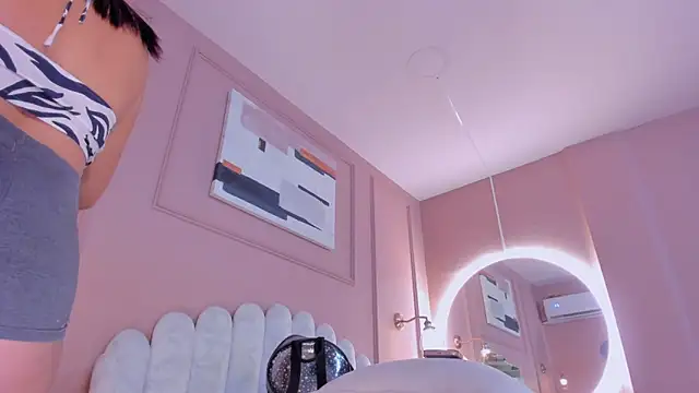 lia ass  online show from 02.13.25