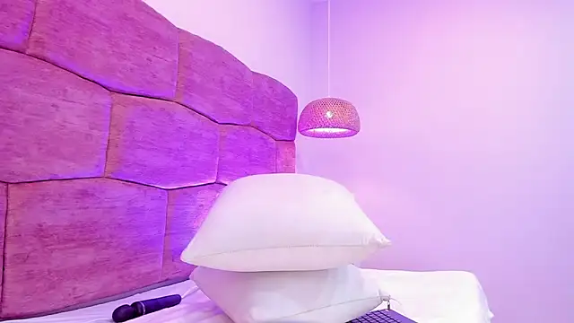 lia ass  online show from 09.26.25