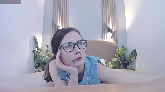 Snapshot of OliviaTurnery chatting on 01.07.26 OliviaTurnery online show from 01.07.26