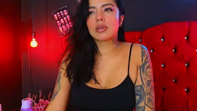 Snapshot of foxxy_nasty chatting on 02.27.25 foxxy nasty online show from 02.27.25