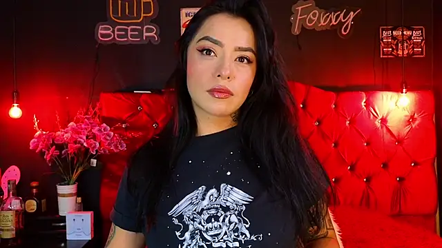 Snapshot of foxxy_nasty chatting on 09.10.25 foxxy nasty online show from 09.10.25