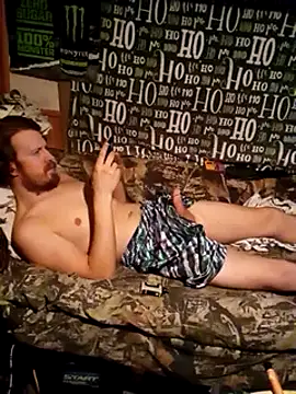 Snapshot of hothippie420 chatting on 01.08.25 hothippie420 online show from 01.08.25