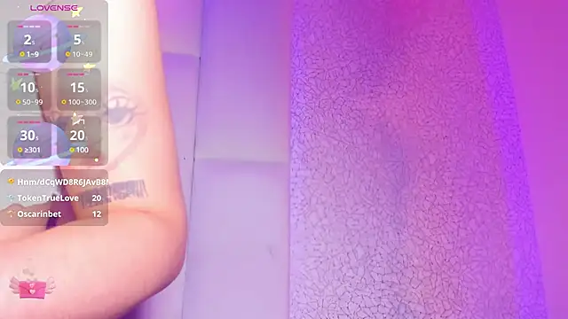 Summer walkerr online show from 02.16.25