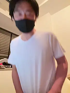 Snapshot of MTKIK chatting on 03.05.25 MTKIK online show from 03.05.25