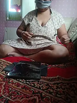 Ivy-09 online show from 02.17.26