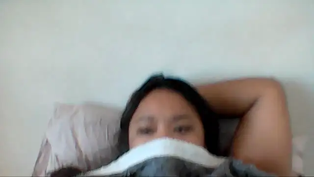 Snapshot of ArisaGonzalez chatting on 06.11.26 ArisaGonzalez online show from 06.11.26