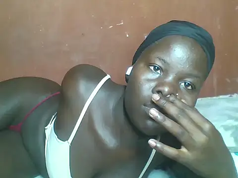 Snapshot of sexy_melanin chatting on 11.08.25 sexy melanin online show from 11.08.25