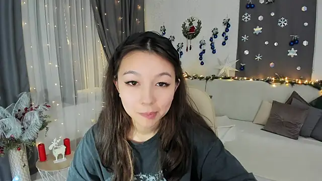 Snapshot of AgnieszkaBanana chatting on 12.28.24 AgnieszkaBanana online show from 12.28.24