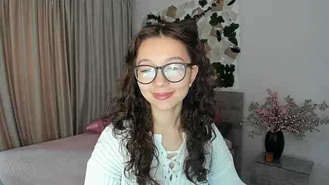 Snapshot of AgnieszkaBanana chatting on 03.09.25 AgnieszkaBanana online show from 03.09.25