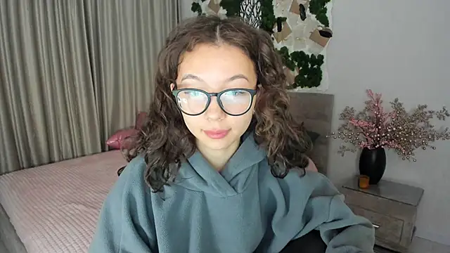 Snapshot of AgnieszkaBanana chatting on 03.11.25 AgnieszkaBanana online show from 03.11.25