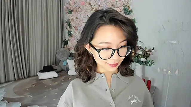 AgnieszkaBanana online show from 10.28.25