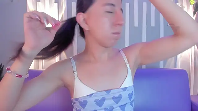 Miiaa doll online show from 01.22.25