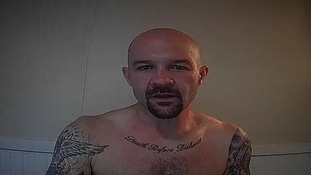 Snapshot of Kinkster615 chatting on 06.12.26 Kinkster615 online show from 06.12.26