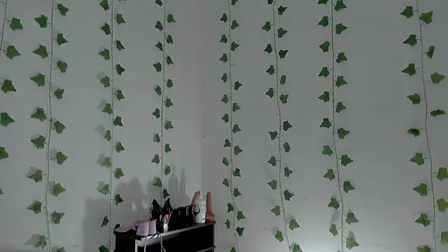 Snapshot of Miaa_Garcia chatting on 02.11.26 Miaa Garcia online show from 02.11.26