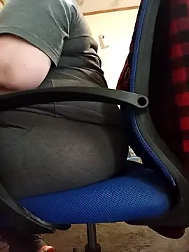 missthickness35 Pika online show from 01.25.25