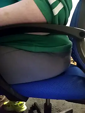 missthickness35 Pika online show from 03.03.25