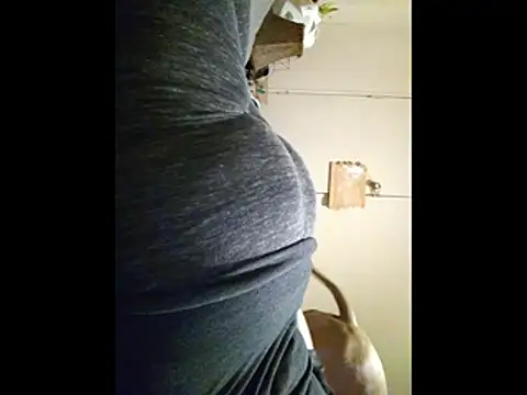Snapshot of missthickness35_Pika chatting on 02.17.26 missthickness35 Pika online show from 02.17.26