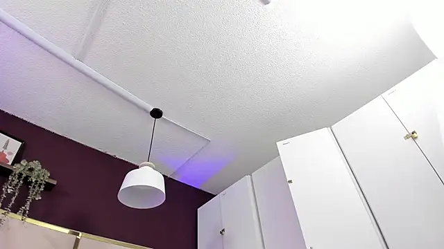 April bowie online show from 11.06.25