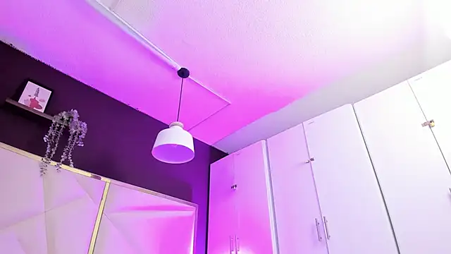 April bowie online show from 03.10.26