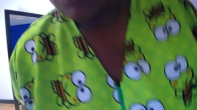 Snapshot of exotic_karmella chatting on 02.13.26 exotic karmella online show from 02.13.26