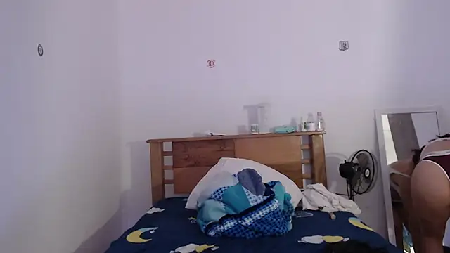  Camilla Castellar online show from 12.28.24