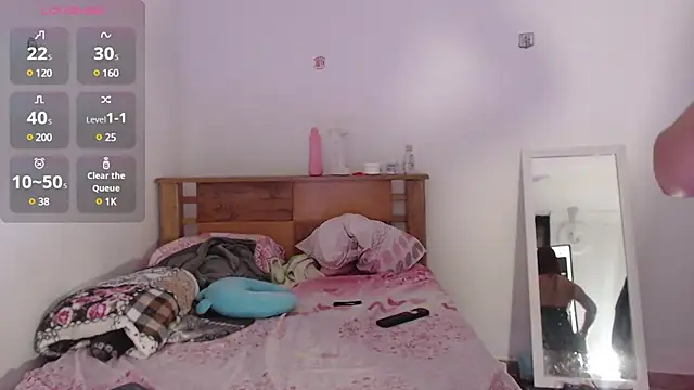  Camilla Castellar online show from 02.15.25