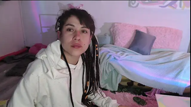 Snapshot of Hellen_dumont chatting on 06.18.26 Hellen dumont online show from 06.18.26