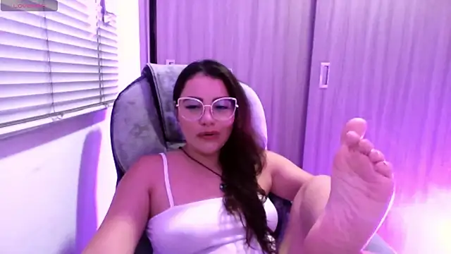 Snapshot of DarlingBDSM_ chatting on 05.31.26 DarlingBDSM online show from 05.31.26