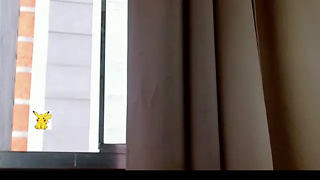 Snapshot of honey_skin chatting on 02.03.25 honey skin online show from 02.03.25